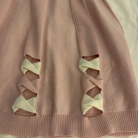 Chochene Italia 2 Piece Knit Women’s Set of Top & Skirt in Pink/ White Detail. - Picture 9 of 10